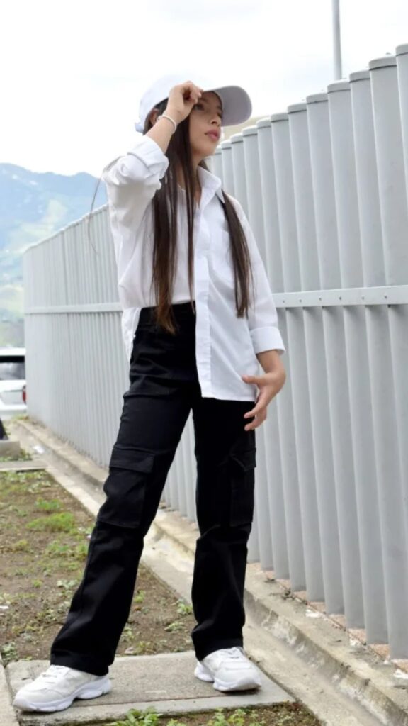 6084 Negro
